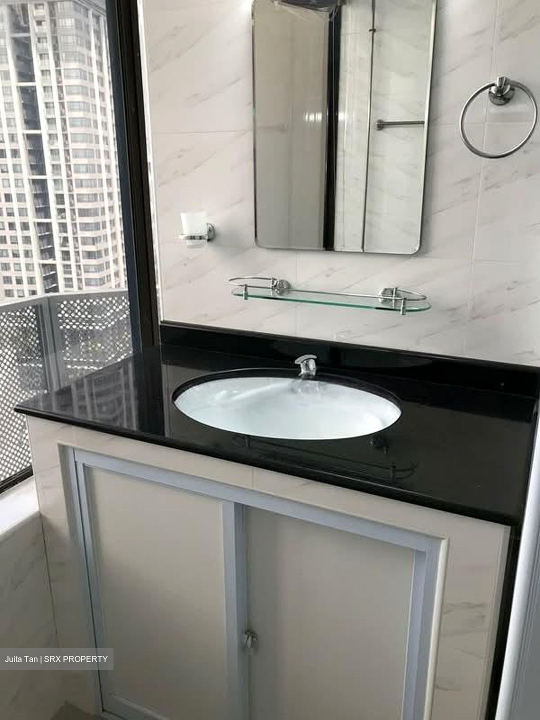 International Plaza (D2), Apartment #567425141